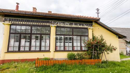 Dom z duszą w zielonym otoczeniu 
