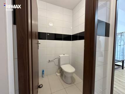 Hala magazynowa z biurem 216 m Bielsko-Biała