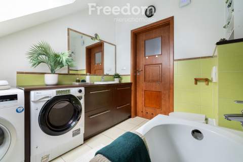 3 pokoje ok. 61m2 po podłodze I Balkon Kowale