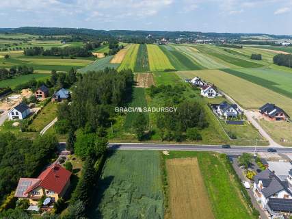 Działka budowlana / MPZP / przy głównej drodze