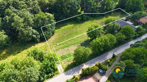 Wyjątkowa działka budowlana 30 arów - Wierzchowie
