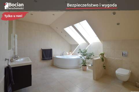 Willa pod lasem Duży ogród Niedaleko Gdyni 
