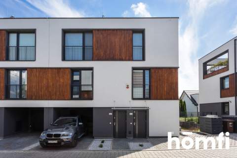 Nowoczesny dwupoziomowy apartament Zielonki