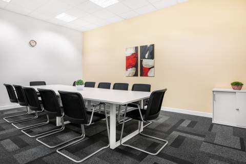 Profesjonalnego biura dla 1-2 osób w Regus Zana