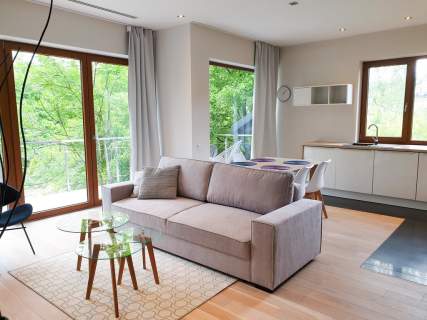 Przestronny apartament w zielonej okolicy