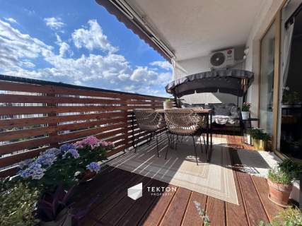 Dwa tarasy 12m2 i 13m2, prywatny parking