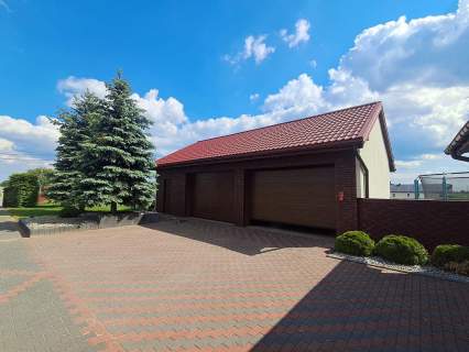 Dom jednorodzinny z ogrodem zimowym i działką 3818m2Czartki