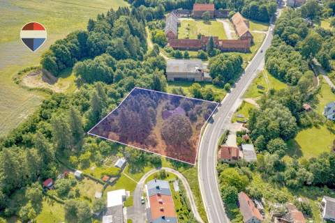 Na sprzedaż 3.921 m , przy DK8 z mediami