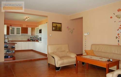 Dom 250 m2 na działce 820 m2 w Długołece