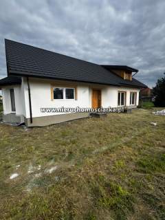 Nowy dom 183 m2 w spokojnej okolicy - Budziska