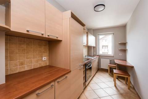 Zadbane, balkon, nowe budownictwo