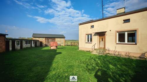 Urokliwe siedlisko 2,74 ha z domem   Konstantynów