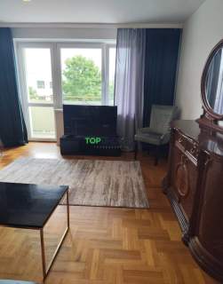 Przestronne trzy pokoje z balkonem