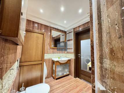 Wyjątkowy apartament na sprzedaż Podzamcze, Star