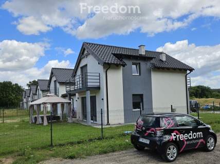Nowoczesny dom w bliźniaku Duża działka 644m2