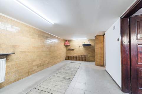 Dom po remoncie 150 m garaż taras gotowy