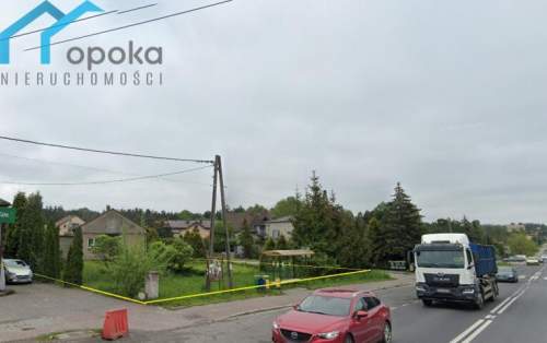Dom na dużej działce usługowej