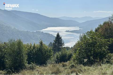 Wyjątkowa działka z panoramą gór i jeziora