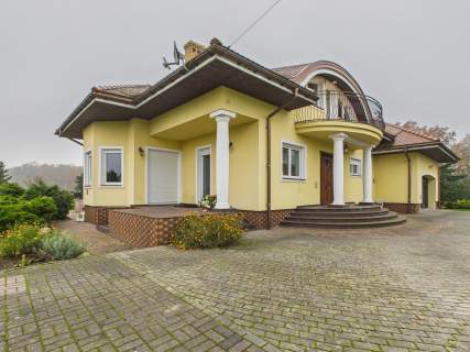 WILLA 310m na 2,5 HA RZEKA, OGRÓD. NISKIE KOSZTY
