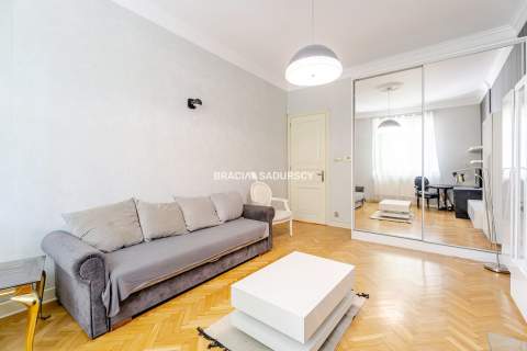 Apartament z duszą tuż przy Plantach, klima, winda