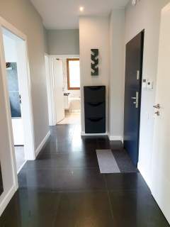 Przestronny apartament w zielonej okolicy