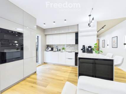 wyposażone, 3pokoje, balkon 15m2, Ceglana 57