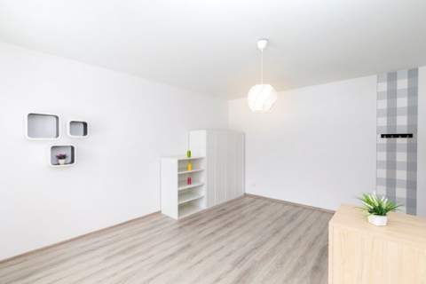 Hoene-Wrońskiego 12, słoneczna kawalerka, 25m2