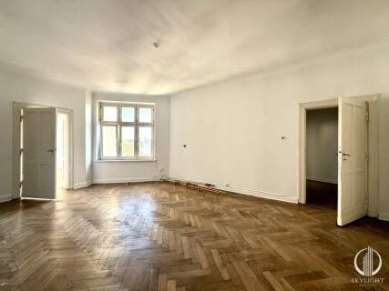 2-pok. mieszkanie w zadbanej kamienicy w centrum