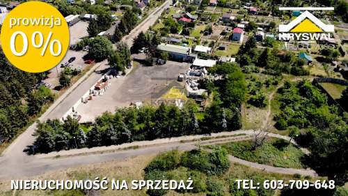 DZIAŁKA PRZEMYSŁOWA Z BUDYNKAMI PRZY GRANICY
