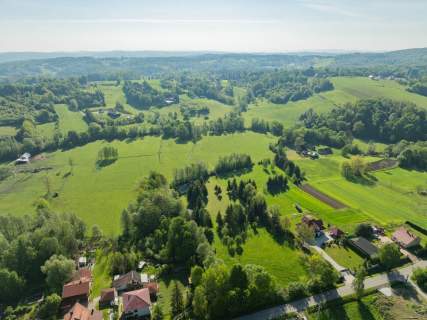Klimatyczny dom wśród zieleni 9700 m Chronów