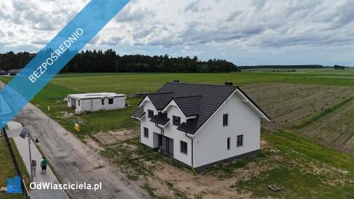 Ostatni lokal Przestronny dom w zabudowie dwulokalowej z działką...
