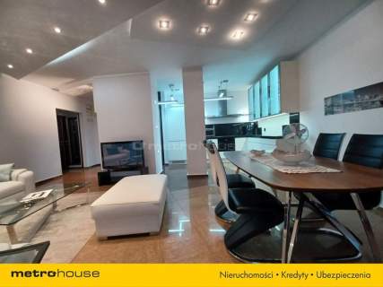 Apartament 64 m 3 minuty od metra Dw. Gdański