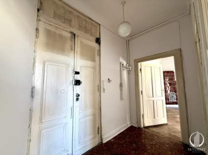 2-pok. mieszkanie w zadbanej kamienicy w centrum