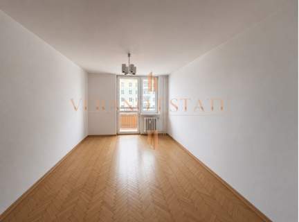 38 m - Centrum Radomia 2 pokoje Balkon Winda