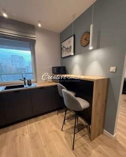 Na wynajem 4-pokojowy apartament blisko metra