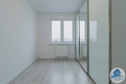 Okrężna 3- winda, balkon, m. postojowe/ WOLNE