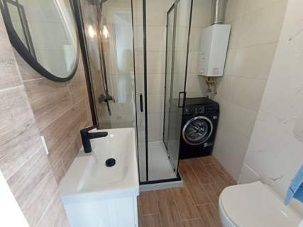 Kawalerka z osobną kuchnia,balkon,33 m , Wodospady