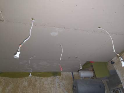 Kawalerka 33,60m2piwnica, działka, komórka i strych