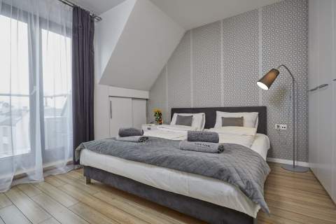 APARTAMENT Z WIDOKIEM NA PANORAMĘ MIASTA - MIODOWA