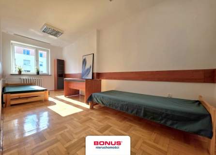 Duży dom 6 pokoi Garaż Ogród Drabinianka