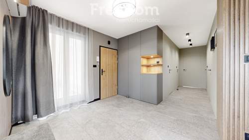 Czteropokojowy apartament z tarasem - Centrum