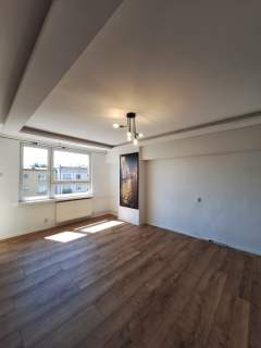 1 POKÓJ 36,8 m PIWNICA 3,23 m BALKON