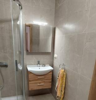 BEZPOŚREDNIO 3 osobne pokoje 63 m2 po remoncie nowe meble Ur