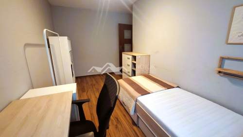 Rezerwacja/3 osobne pokoje/balkon/winda