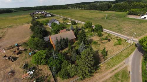Siedlisko dom z dużym potencjałem i piękną działką 3460 m2