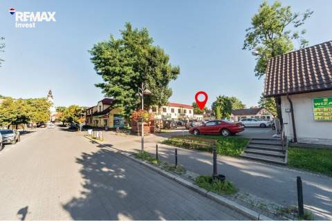 Lokale handlowe i działka w centrum Andrychowa