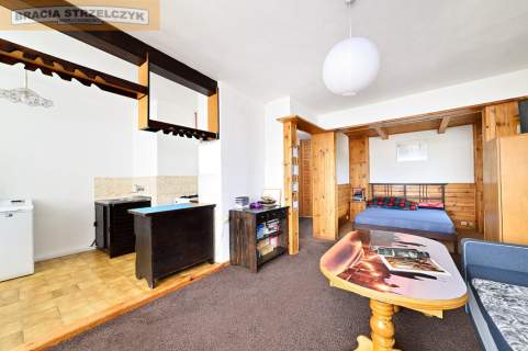 Studio 36,5 m na poddaszu, Armii Ludowej loggia
