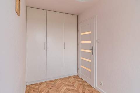 2 pokoje z balkonem - Branickiego 27,Bojary
