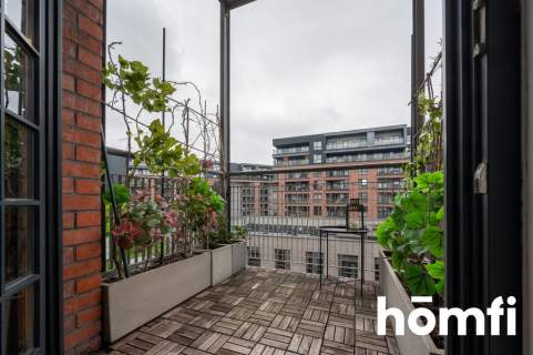 Designerski loft 60 m Zabłocie