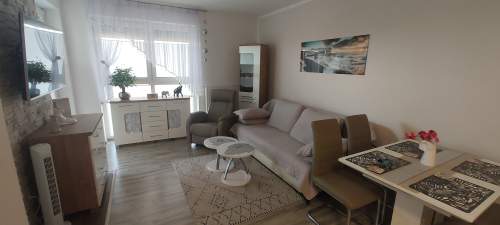 Gotowa do zamieszkania kawalerka, 32 m2, Baranówek, balkon